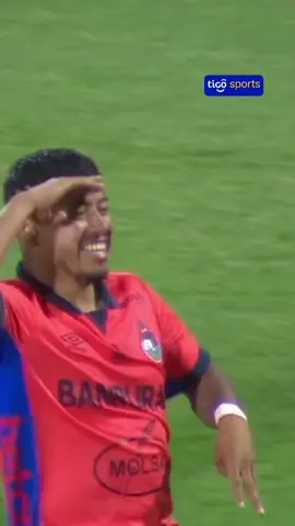 ¡El golazo de Pedro Altán de chilena! 😈 Revive uno de los goles escarlatas en la goleada 4-1 sobre Malacateco.  #AOtroNivel #municipal #ligaguatebanrural 