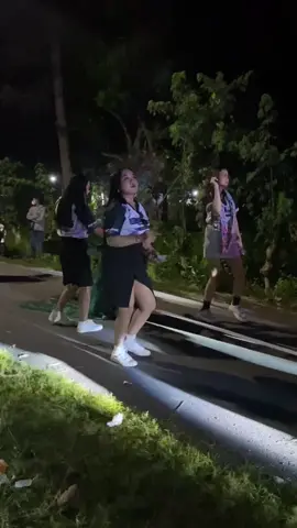 Mbak e guayeng rek🙈🤪@BNJ_team @RAMA AUDIO JEMBER @TEAM BAR BAR @Penikmat sound system @𝕀ℝ𝔽𝔸ℕ_𝔾𝔸𝕀ℕ² #promomakangajian #jembertiktok #ramaaudiojember #masukberandafyp #fyppppppppppppppppppppppp 