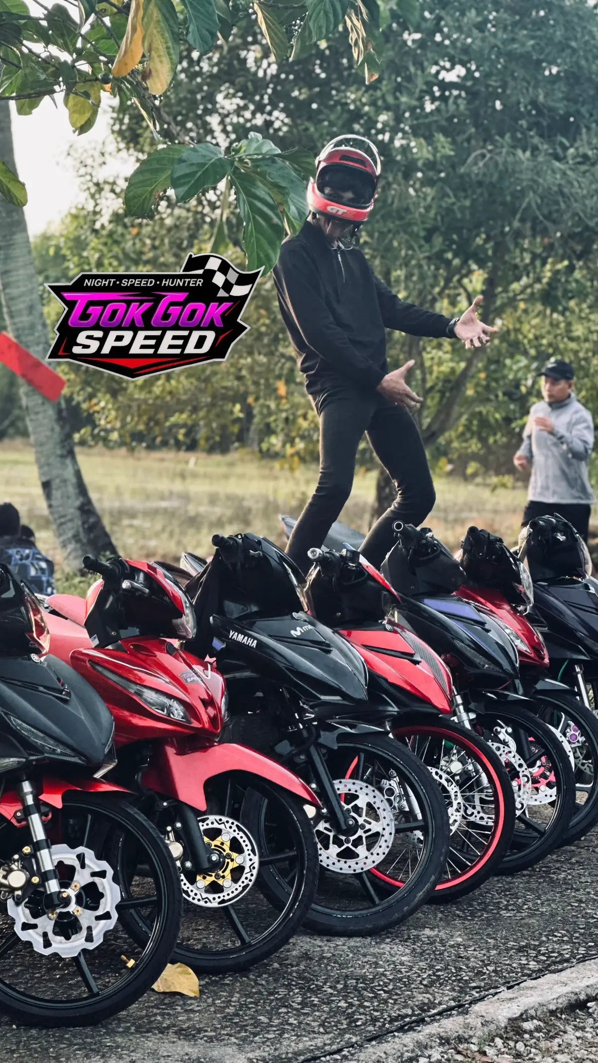 niat cari kawan , tapi ada bangsa jadi batu api , punca semua panas 🙂