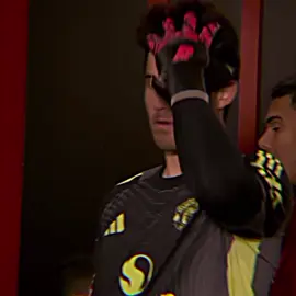 Peter Schmeichel in disguise.  #sennelammens #manchesterunited #fyp 