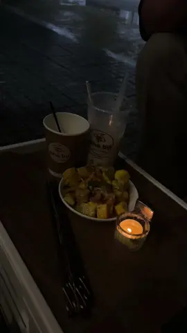 Chill with me🥰 #fyp #viral #chillvibes #hue #xh 