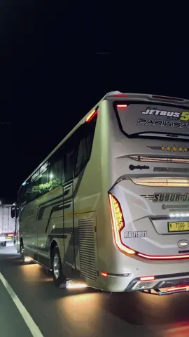 sesss 🤙🏻🤪 #suburjaya #buspariwisata #fyp #xybca 