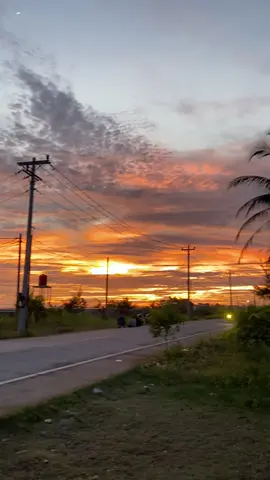 old vibes😃 #senja #sunset #kebumenkeren #fyp 