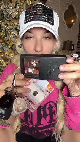 #tiktoklive #livehighlights #foryoupage #fyp #cliponheadphones 