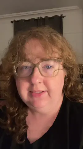 Reporting live from my millennial grey curtains #millennial 