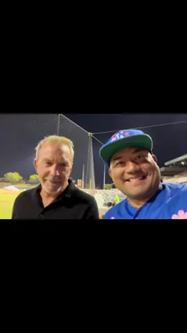 Walking out onto the field to watch Field of Dreams with Kevin Costner — absolutely surreal! 🌾⚾✨#Scottsdale #KevinCostner #fieldofdreams 
