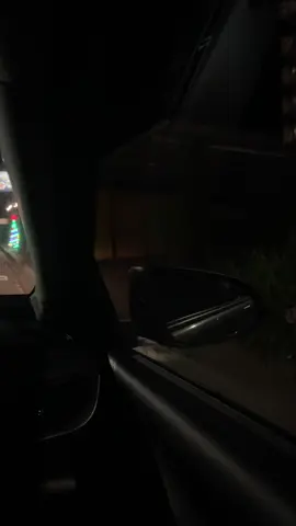 Oh ayan advance na para mamayang gabi prank your friends na kunyare nag stop muna kayo saglit🤣#gala #prankvideo #roadtrip #fyp 
