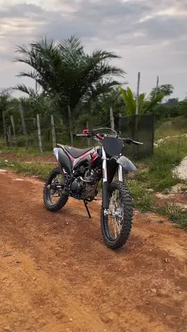 🤩🙌 #crf150l #bismillahfypシ #fyp #foryoupage #crfstyletrabas 