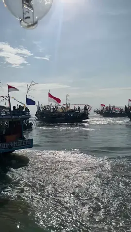 Coba komen sing hadir ning pesta laut muara ciasem 😄 #ruatlaut #pestalautnelayan #muaraciasem #pyfツ 