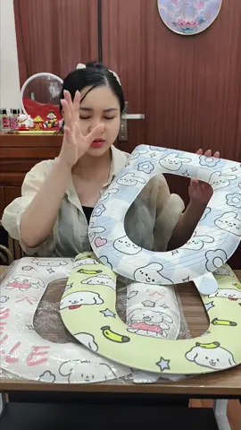 Đệm lót bồn cầu EVA chống thấm #demlotboncau #demlottoilet #cotiennhaxinh 