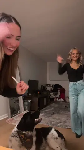 VIRALLLL EVERYONE WE WANNA BE FAMOUS PLEASE #viral #fyp 