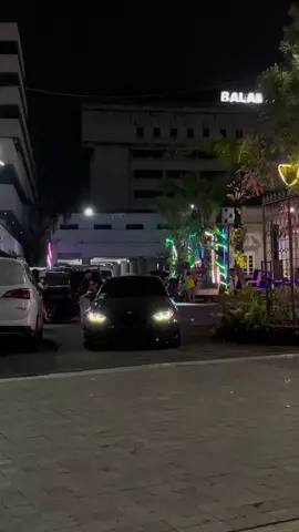 Need money for BMW  #balaikotasemarang #semarangstory #semarang24jam 