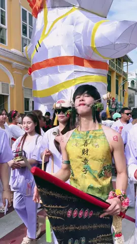 อิ้วเก้งอ๊ามบางเหนียว 2568 แห่รอบเมืองภูเก็ต ประเพณีถือศีลกินผัก 2568 อาก๋งเจี๋ยวจ๋ายต่งจื้อ 💙🙏#ม้าทรง #ม้าทรงภูเก็ต #ม้าทรงหล่อ #ถือศีลกินผัก #ศาลเจ้าบางเหนียวภูเก็ต 