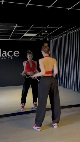 Tim đi để em có động lực sale khoá onl nè các c đẹp oyyy 😛#xuhuong #viral #dancebar #daynhay #fyp 