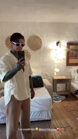 los Cumplió Feliz 😍#cintiacossio #yefersoncossio #viral 