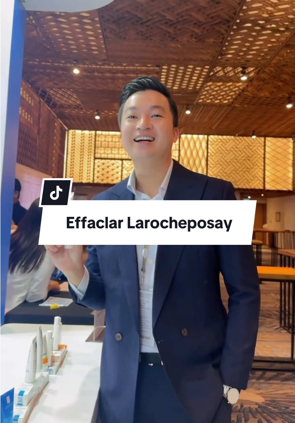 Effaclar với cơ chế 5 tác động cải thiện hỗ trợ mụn trứng cá #DrThaiSkincare #larocheposay #larocheposayvietnam #effaclar 