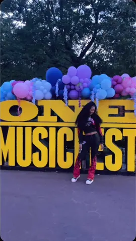 @Shottys is bringing the party to @ONEmusicfest ! I’m having so much fun with everybody! 🫶🏽🤸🏽‍♀️ #ad #sponsored #shottyspartner 