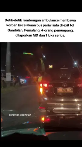 Sebelumnya terjadi kecelakaan sebuah bus pariwisata di exit tol Gandulan Pemalang pada Sabtu, 25 Oktober 2025 siang hari.  Sebuah bus yang membawa rombongan dari Semarang hendak menuju ke tempat wisata guci Tegal, namun naas bus oleng mengalami kecelakaan. #fyppemalang #fypviraltiktok🖤シ゚☆♡ #xzyabc #fypviral 