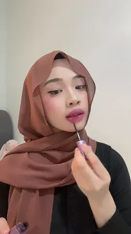 cantik gile lip velvet timephoria ni