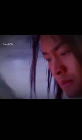 Để ý kỹ sẽ thấy mặc dù trong nguyên tác Dương Quá bị mất đi cánh tay phải nhưng hầu hết khi lên phim đều sẽ là tay trái lý do thì chắc ai cũng hiểu , Nhưng bản của Huỳnh Hiểu Minh thì khác tuy anh thuận tay phải nhưng vẫn giữ chọn chi tiết đó đủ để hiểu anh cố gắng thế nào #duongqua #huynhhieuminh #thandieudaihiep 