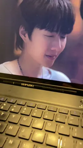 “mii lihit libih dikit?”🥴 #khemjiratheseries #kengnamping #foryourpage #fyp #thaienthu 