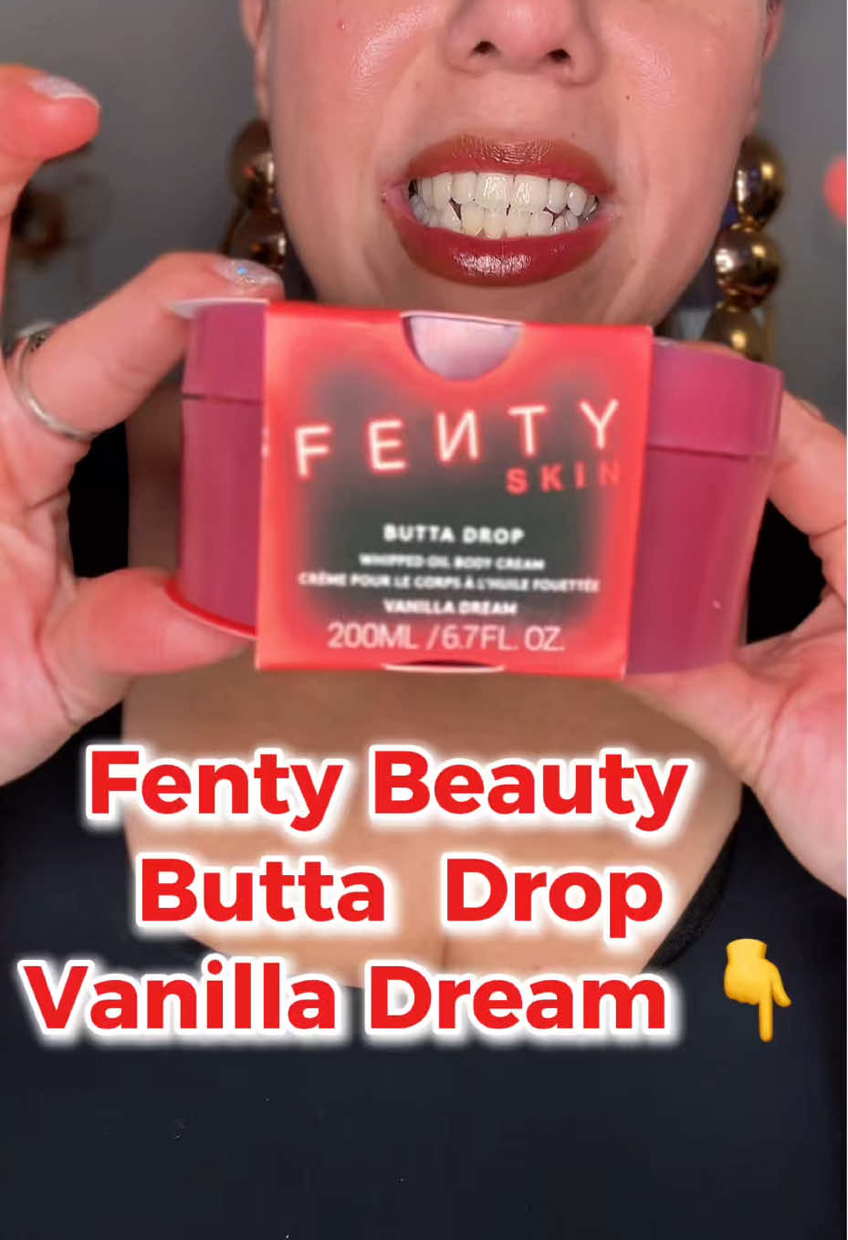 The Fenty Butta Drop Whipped Oil Cream in Vanilla Dream leaves your skin unbelievably soft, glowy, and hydrated all day — with notes of vanilla, amber, and shea butter that melt right in. Perfect for dry fall and winter skin or after-shower glow moments. #FentyBeauty #BodyCare #VanillaDream #fentybuttadrop  