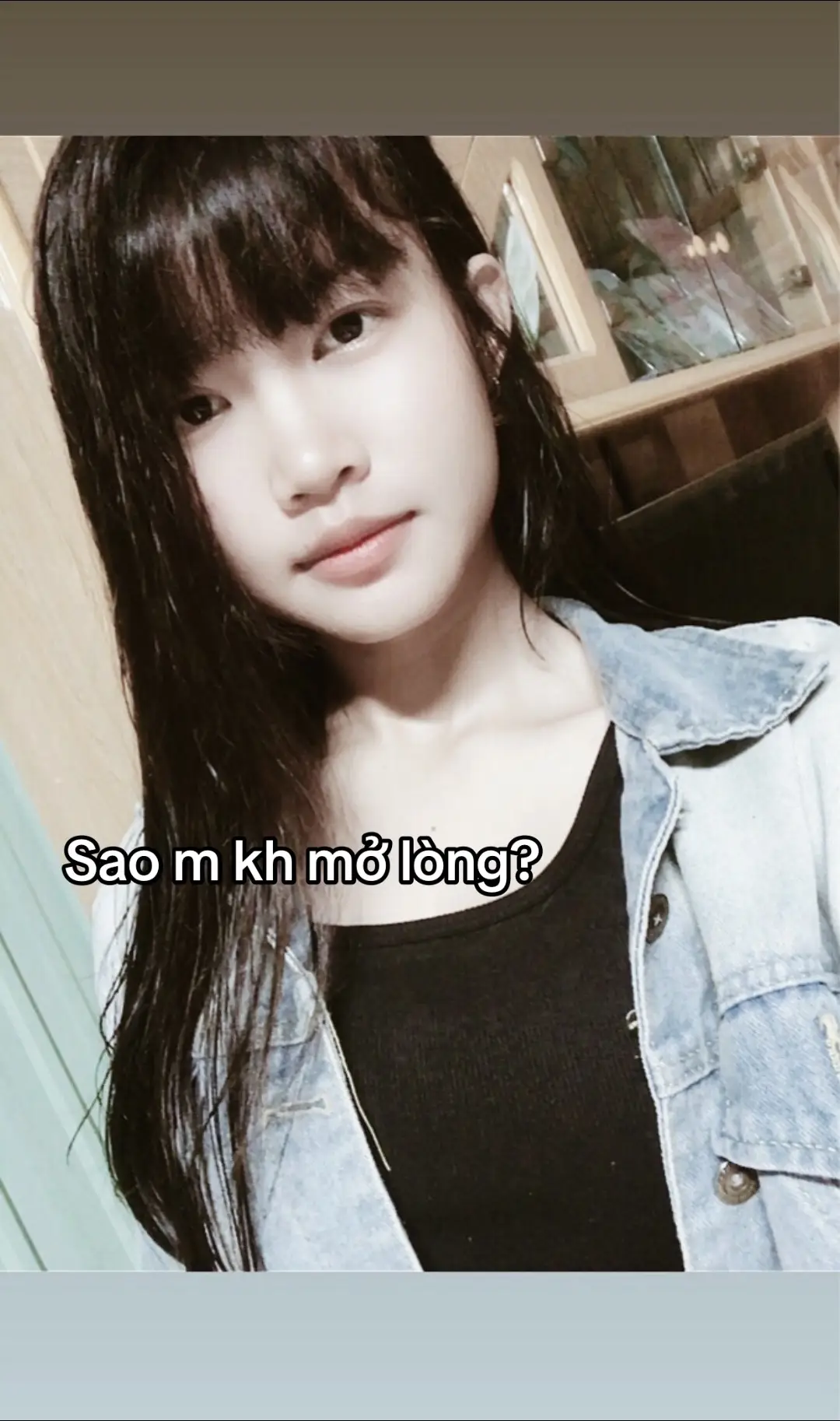 Tình yêu không phải là những lời hứa hẹn ngọt ngào trong phút dây say đắm, mà là sự kiên nhẫn, và bao dung trong những ngày giông bão. Yêu không phải lúc nào cũng là những cãi nắm tay hay những ánh mắt đắm say, mà là khi cả hai lựa chọn ở lại, cùng nhau vượt qua những ngày không hoàn hảo. thế giới có thể rộng lớn và nhiều lựa chọn, nhưng chỉ khi ta yêu thật lòng yêu một người, thì chỉ cần một ánh mắt, một nụ cười, cũng đủ làm cả vũ trụ ngoài kia chở nên thừa thãi.Tình yêu đẹp không phải là tình yêu khiến ta choáng ngợp, mà là tình yêu khiến ta bình yên.#xuhuongtiktok #lovetiktok #viral #xuhhhhhhhhhhhhhhhhhhhhhhhhhhhhhhhhhhhh 
