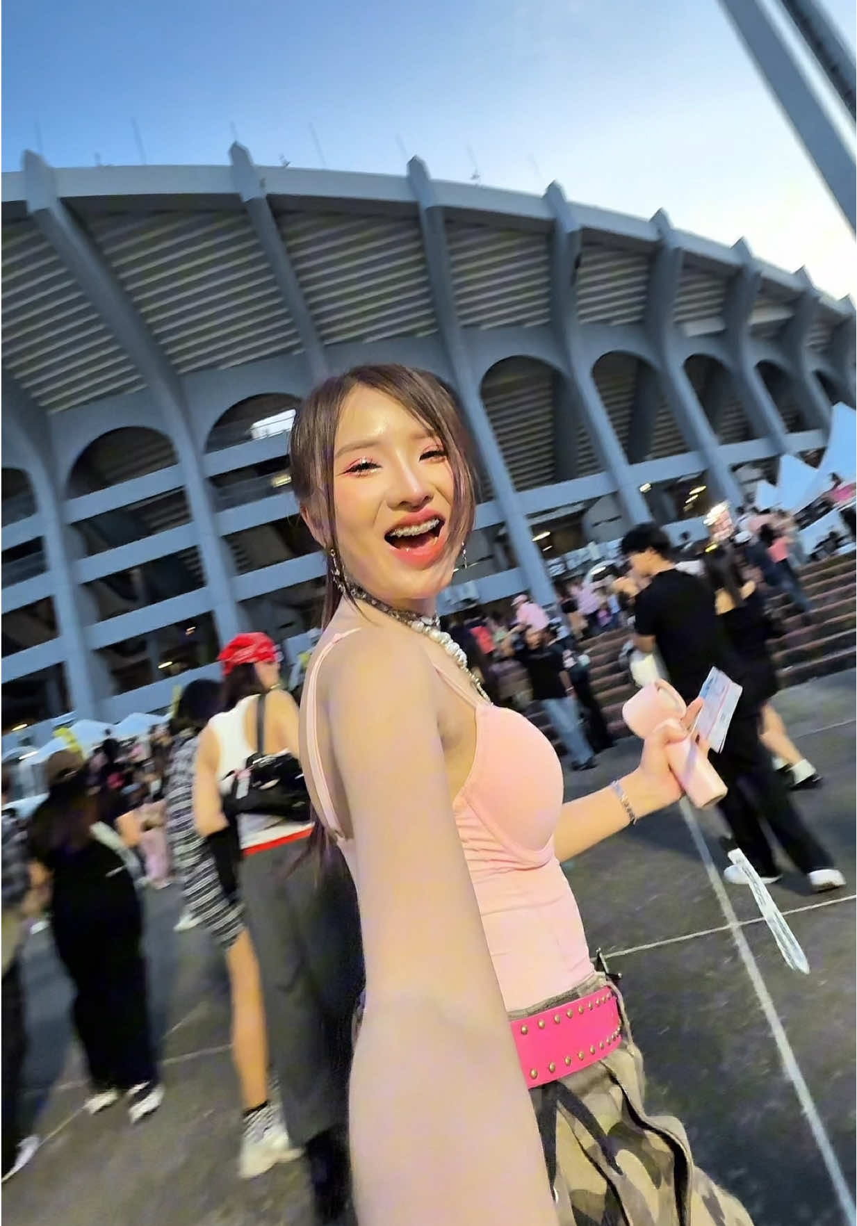 บรรยากาศคอนเสิร์ต BLACKPINK คนแรก