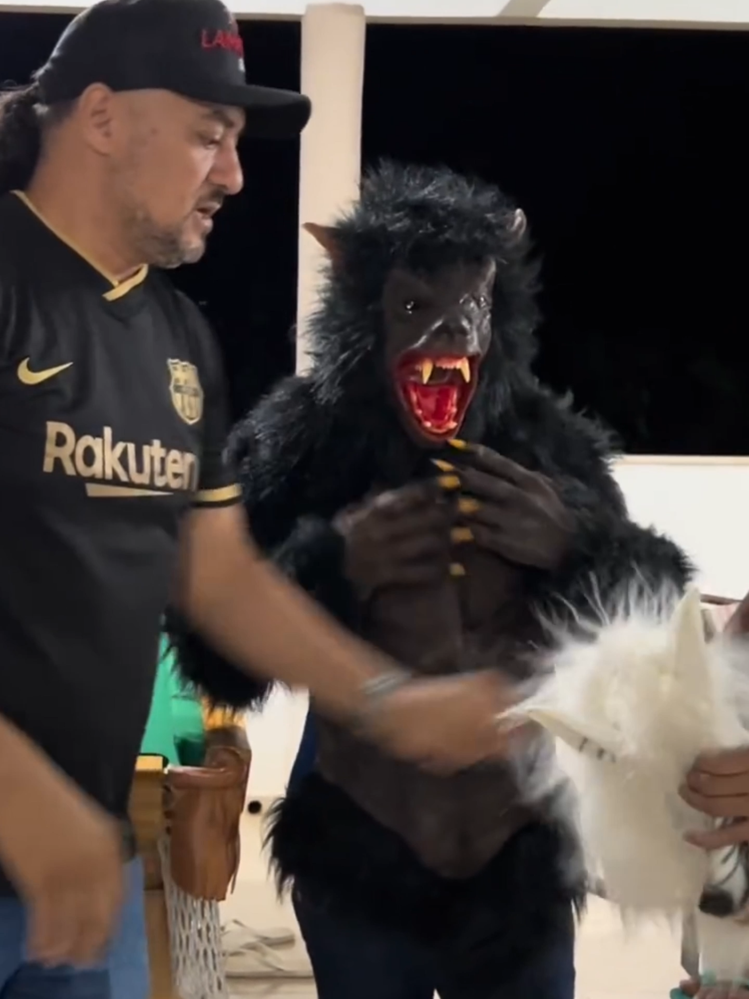 Lobisomen volta atacar Tiriga e visitante kkkk  #memes #tiringa #tiringa_comedia_selvagem #humor #humortiktok #comedia