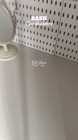 All colors of the Bash Cardholder are finally restocked! Perfect as a gift — it even comes with a paper bag. Just add “add paper bag” in the order note before checkout! #wallet #cardholder #giftidea #bashwallet #bashmanila 