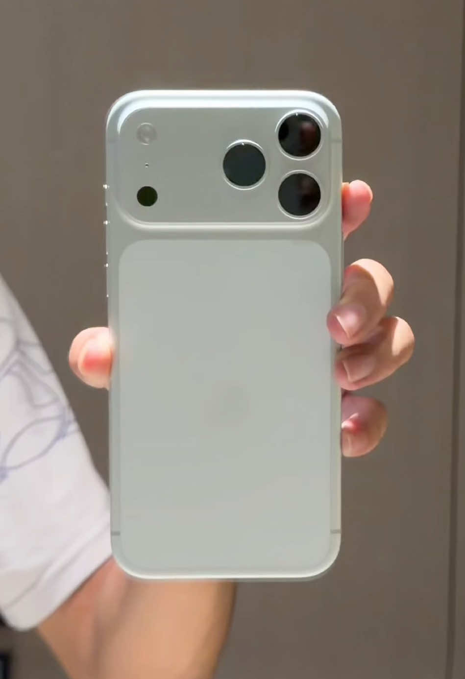 Test chống rung trên iPhone 17 Pro Max. #iPhone17ProMax #iPhone #Camera #Apple #vlanh2212 