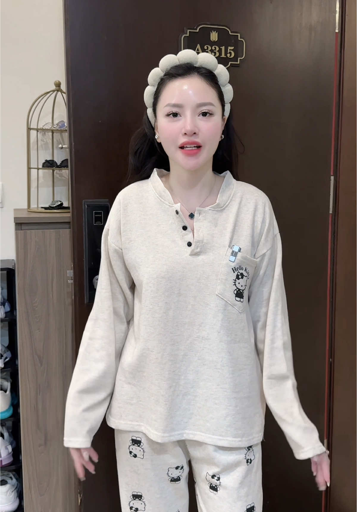 Chất lông thỏ lót bên trong xịn xỉuuu