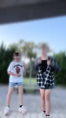 二人で全力で踊りました #実写  #伸びろ 