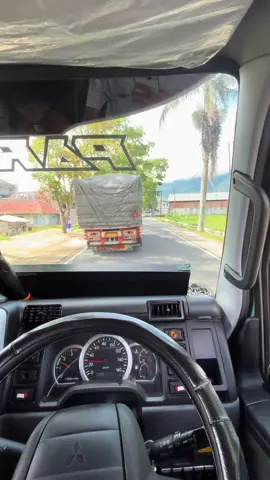 Minggu yang cerah untuk bahan SW mu cah #fypシ゚ #dj #fyp #soundviral #tiktokpelitfyp 