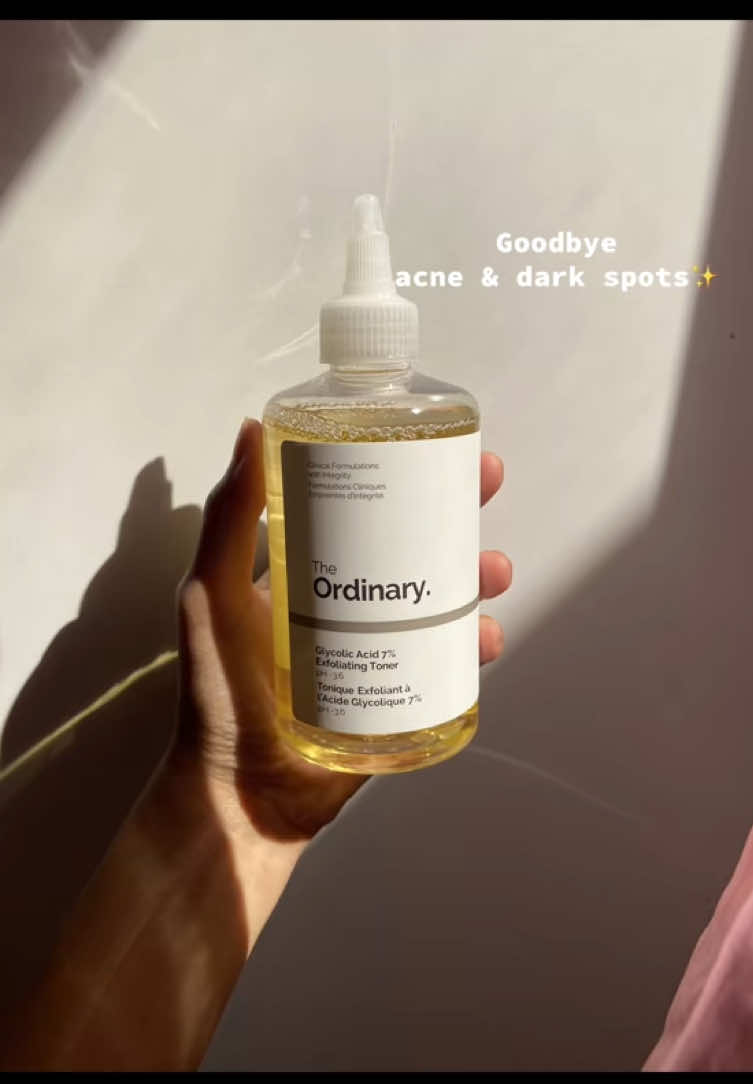 Bye acne and dark spots!✨ The Ordinary Glycolic acid 7% Exfoliationg Toner benefits: It helps to remove dead skin cells, revealing a smoother, more even texture. Regular use of this glycolic acid toner promotes the appearance of more luminous and radiant skin while reducing the visibility of fine lines, acne, dark spots, wrinkles and other signs of aging. #theordinary #theordinaryskincare #theordinaryglycolicacid #theordinarylab #theordinaryniacinamide #theordinaryserum #tredingskincare #skincareroutine #skincaretips #fyp #fyppppppppppppppppppppppp #fypage 