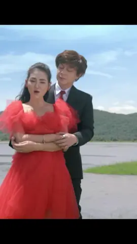 ស្នេហ៍ពិតមិនខ្លាចចាស់ជរា#សុគន្ធនិសា #sokunnisalife #fpyシ 