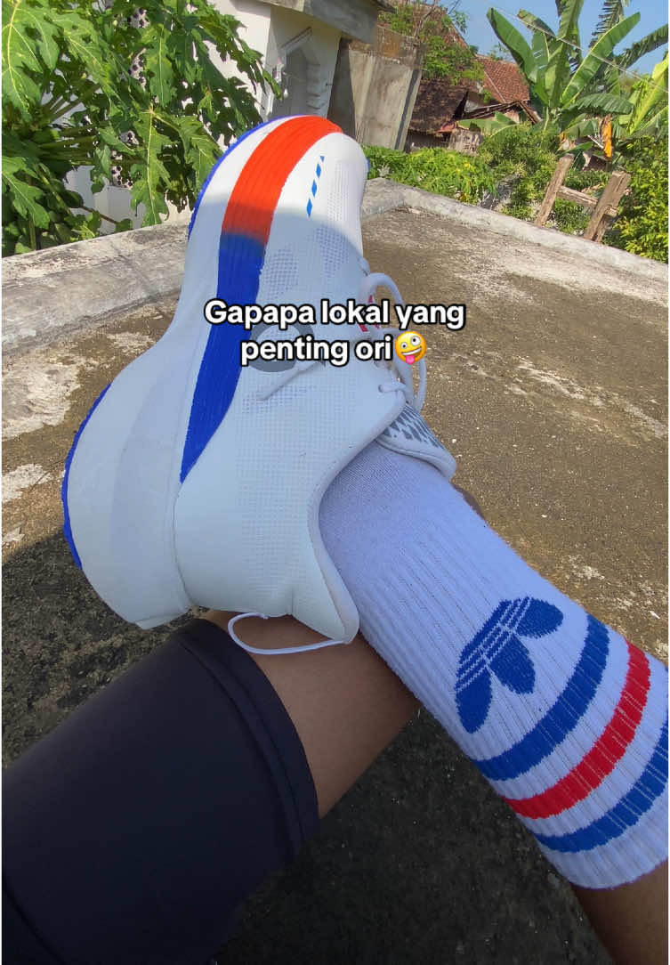 Sepatu running Ortuseight keren empuk dan ringan dana pelajar😎😎 #hyperglide #sepaturunning #sepatulari #sepatuolahraga #sepatukeren #sepatumurah 