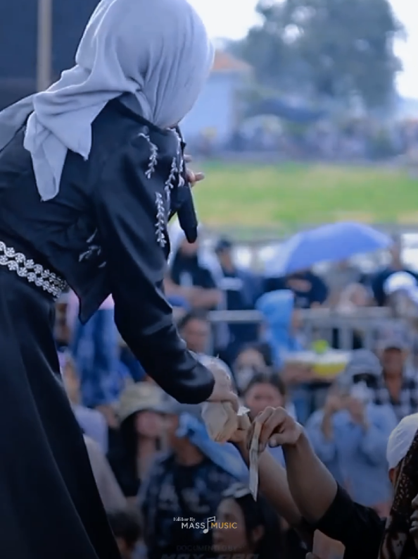 Saat jumpa pertama #saatjumpapertama #anisarahma #newpallapa #dangdutkoplo 