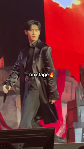 Visual serius kelakuan misterius😂 #sunghoon #parksunghoon #enhypen 