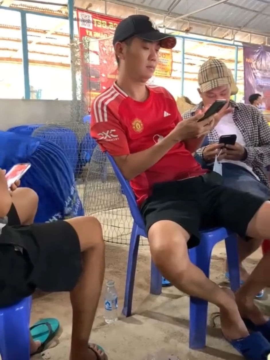 Cuộc đời mưu sinh, kiếm tiền góp sách ae 🤔🤔🤔 #xuhuong #viral 