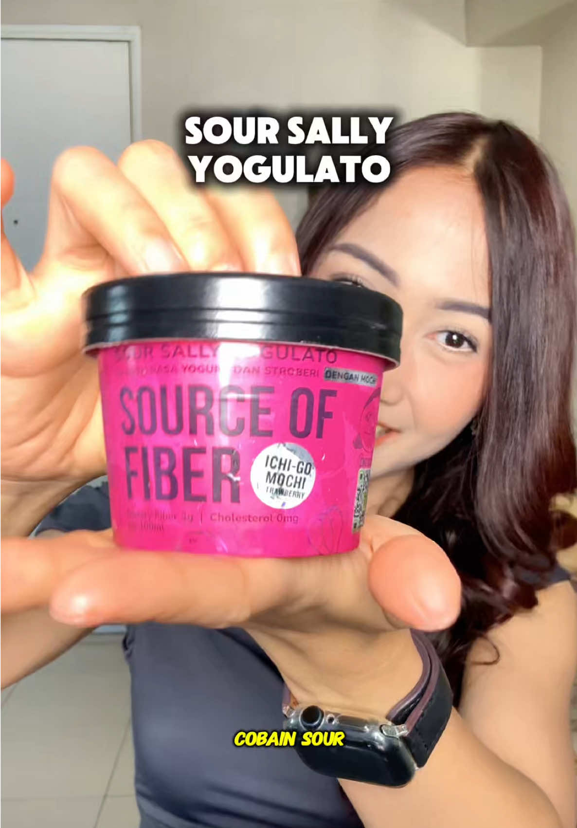 @Sour Sally Yogulato Official seenak itu apalagi yg varian ichigo mochi strawberry, wajib banget cobain juga yukk🤤😋 . #SourSallyYogulato #openandwin  #yoghurt #ichigomochi #healthy 
