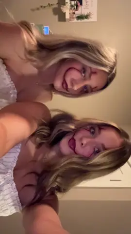 Halloween party with my girl 🤡🤍#BestFriends @car #halloweenparty #fypシ゚viral #clownmakeup 