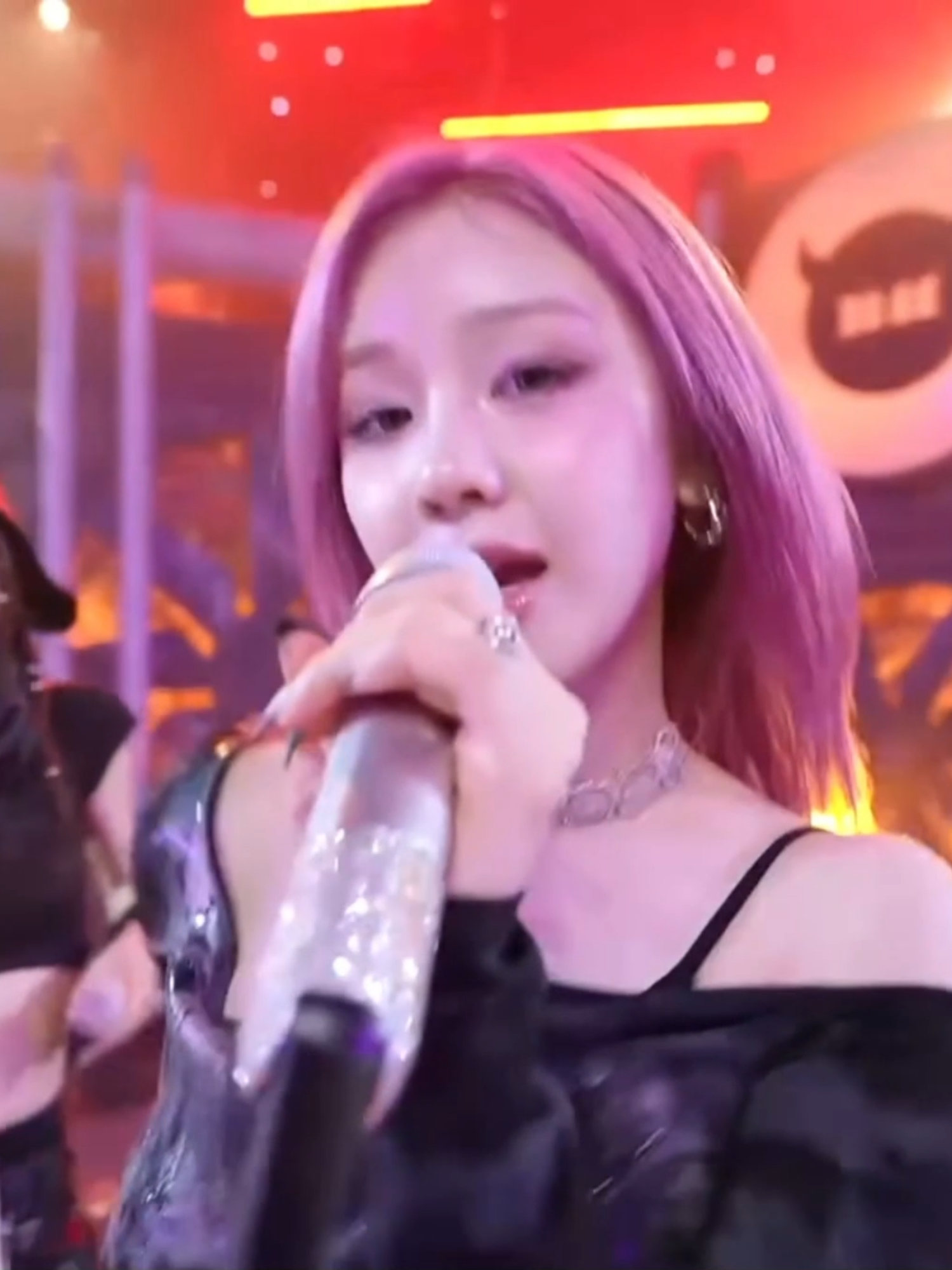 💜ม่วง ออนสเตจแล้วสวยมาก หลงเสน่ห์💜 #pharita #pharitababymonster #pharitaboonpakdeethaveeyod #babymonster #ภริตา