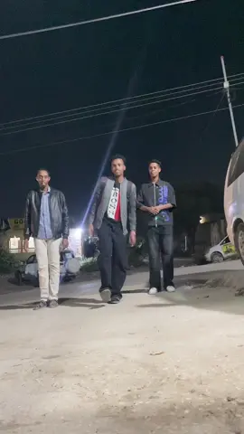 #foryoupage #fyp #somali #dance friends😂😂