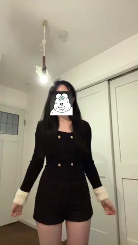 デートにぴったりな韓国・ワンホンコーデ🎄とっても可愛い😽#韓国ファッション #ワンホン #デートコーデ #運営さん大好き #バズりたい 