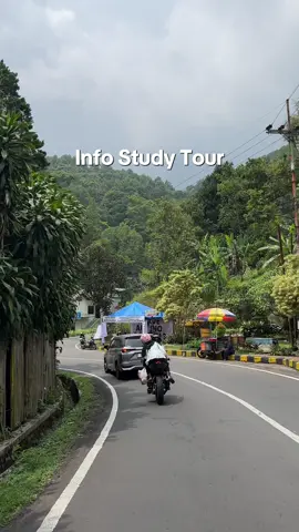 Munggah Tretee,nyangking kresek Alfa Fix budal Study Tour 😭 Tretes Inside Media Tretes *Menyediakan Villa Kamaran & Rumahan, Sewa Motor Trail & Cuci Mobil / Motor* Harga Terjangkau,Fasilitas Terpukau Fasilitas Kamaran Best Seller: -Smart TV -Karaoke ,Non Karaoke -Kipas angin -Kamar mandi dalam -Air Dingin or Air Panas -Free Wifi -Air mineral Lokasi Dekat Hotel Surya ,Pintu Langit dan Pasar Tretes jadi anti bingung'',Gass di tag bolonya ajak bahagia disini Info detail lengkap dan pemesanan bisa langsung wa admin 085781928378 atau klik link yang ada di bio REKOMENDASI VILLA DI TRETES KAMARAN TRETES & PENGINAPAN TRETES  #Insidetretes  #Villakamarantretes #rekomendasivillatretes #fyp #xybca 