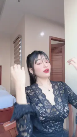 #မြင်ပါများပီးချစ်ကျွမ်းဝင်အောင်လို့🤒🖤 #foryou #foryoupage #tiktokmyanmar🇲🇲 #fyppppppppppppppppppppppp 