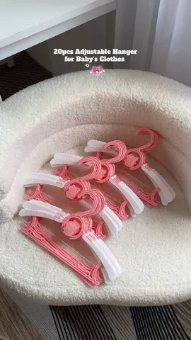 20pcs Adjustable Hanger for Baby’s Clothes 🎀💕 #hanger #adjustablehanger #clotheshanger #nonsliphanger #fyp 