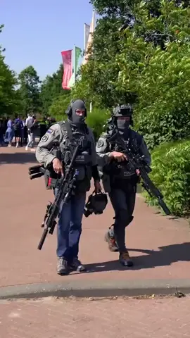 DSI 🇳🇱. #trending #military #police #specialforces #fyp @MQS - АРМИЯ. 