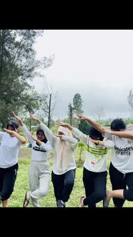 info cowo yang temenan xixi